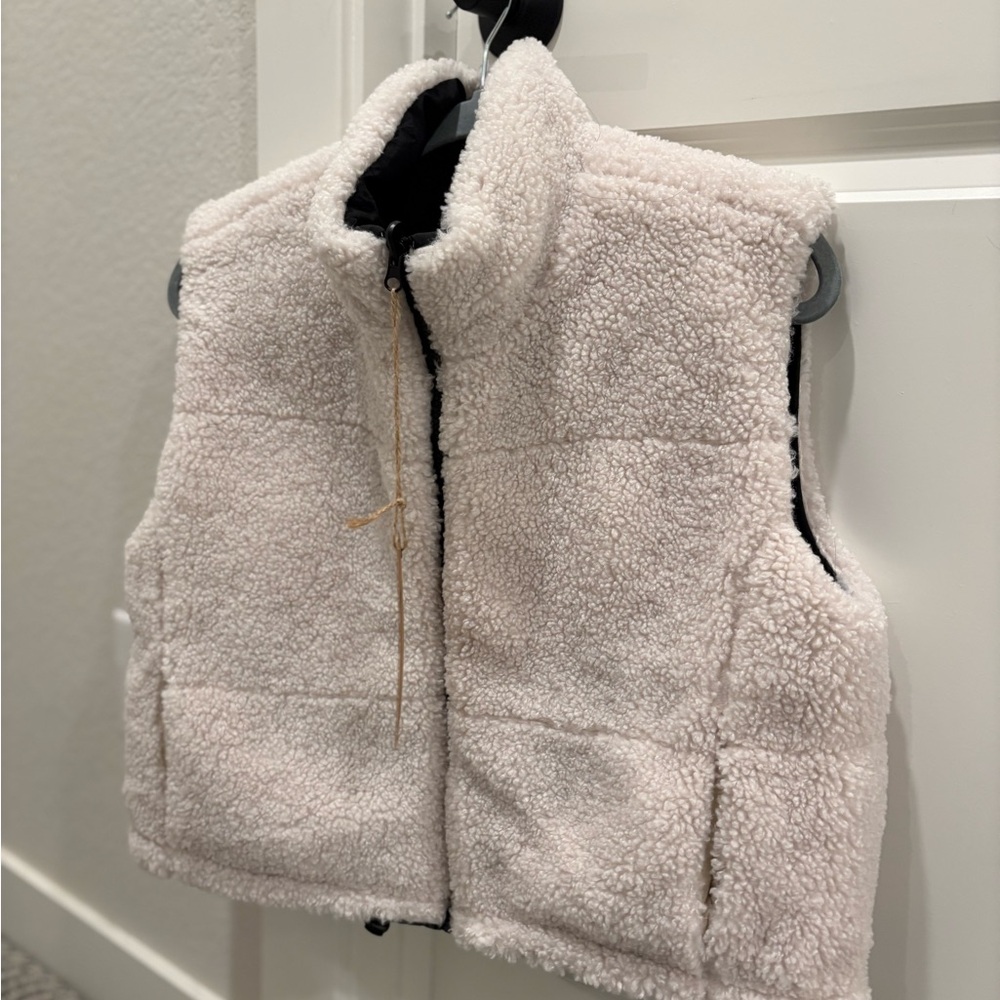 Thread Supply Sherpa Vest (Reversible)